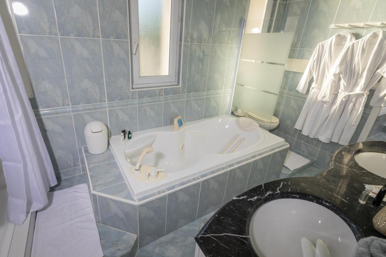 Domaine La Corniche Bed and Breakfast Bayon Εξωτερικό φωτογραφία